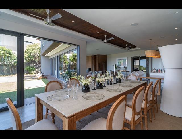 4 BEDROOM HOUSE FOR SALE IN UMHLANGA RIDGE